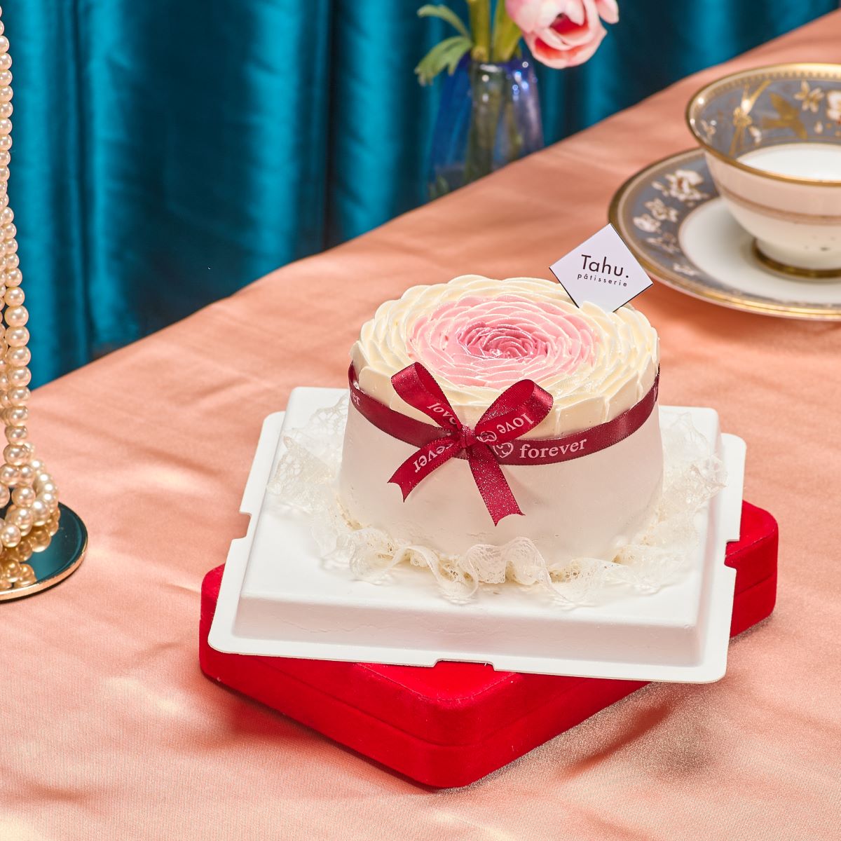 Bento cake womans day-3